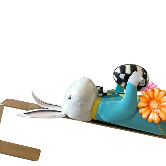 Brand New Mackenzie-Childs Calico Rabbit Wreath Hanger - Picture 4 of 8